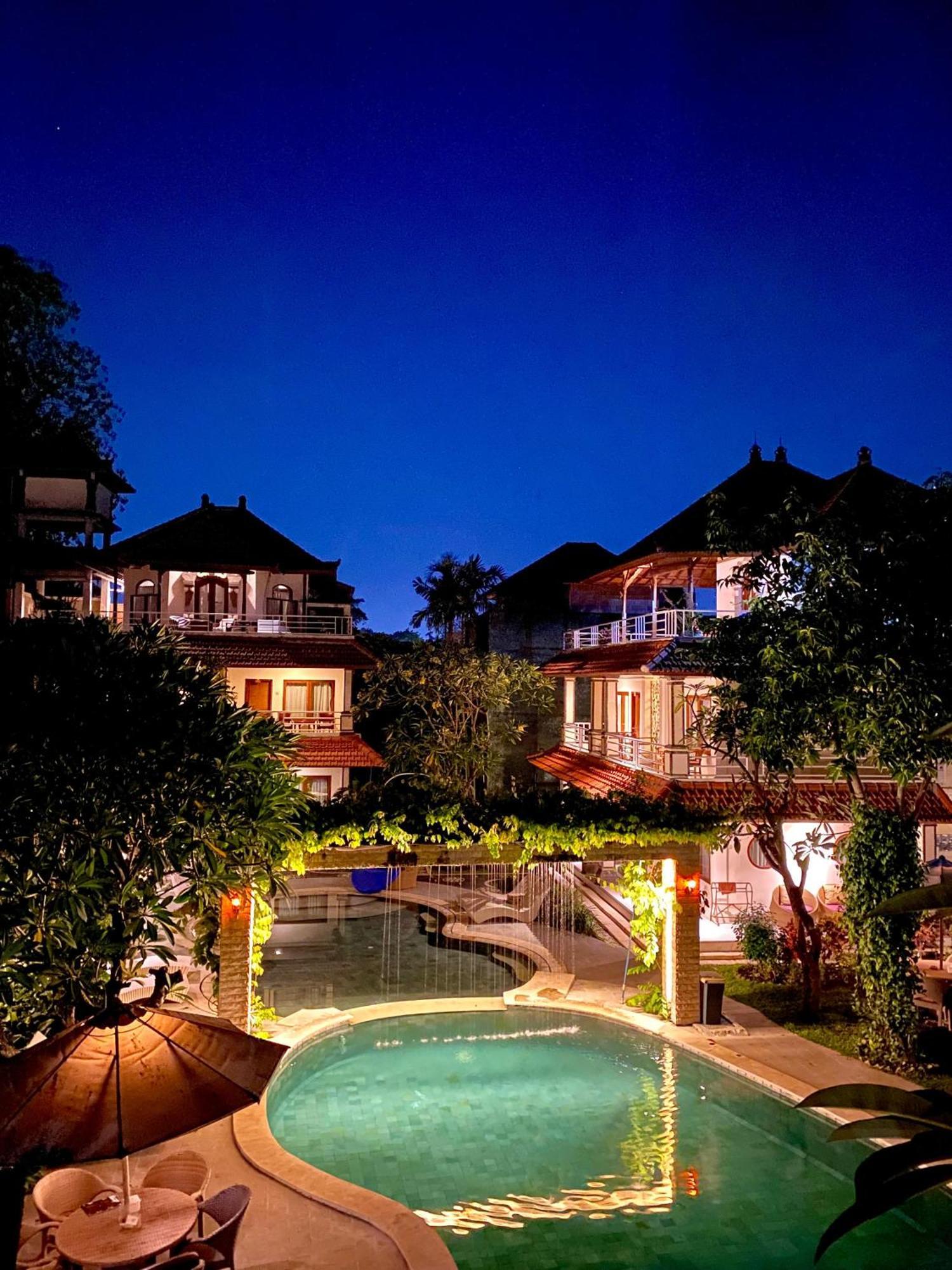 Kusnadi Hotel Legian Zewnętrze zdjęcie